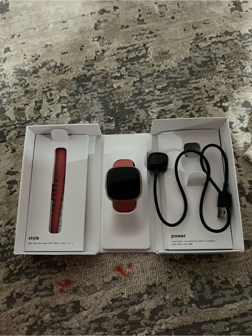 NEW Fitbit Versa 4 Fitness Smartwatch with Daily Readiness, GPS Copper Rose